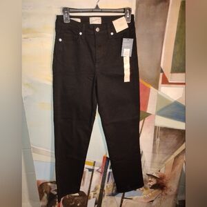 Universal Thread Women's High-Rise Everyday Straight Jeans - Black - Size 4 - NW